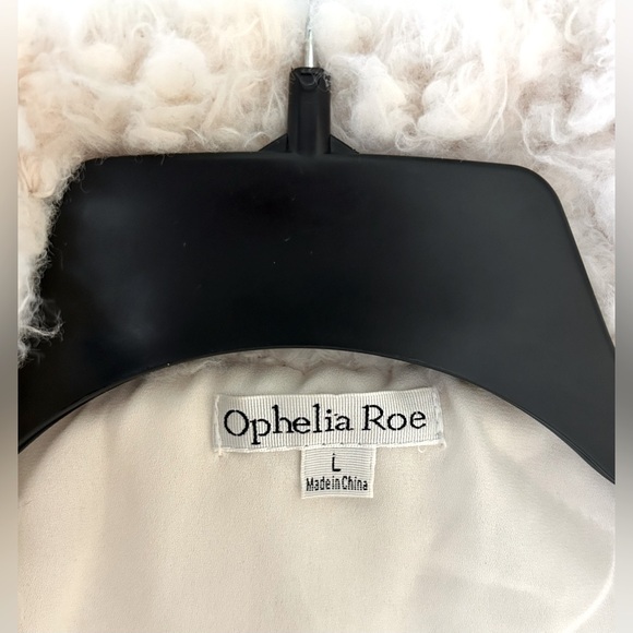 Ophelia Roe faux fleece vest - Picture 4 of 8